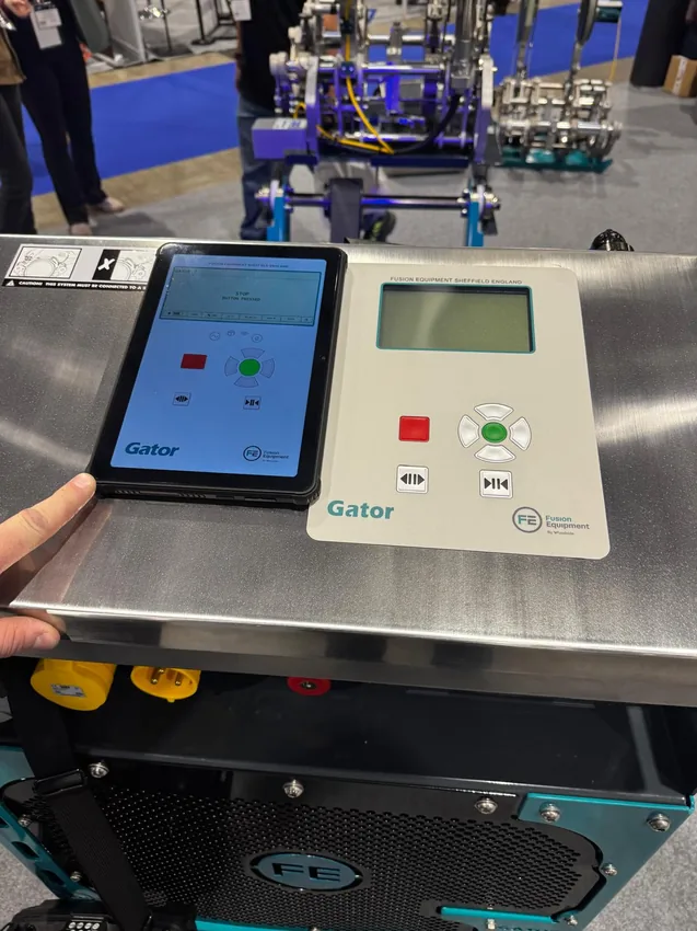 Gator fusion machine with tablet controller at an equipment exhibition