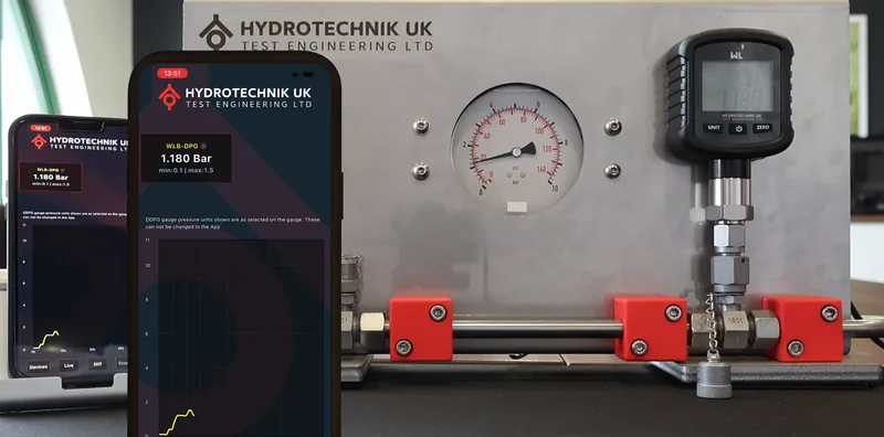 Pressure monitoring setup with tablet and digital gauges